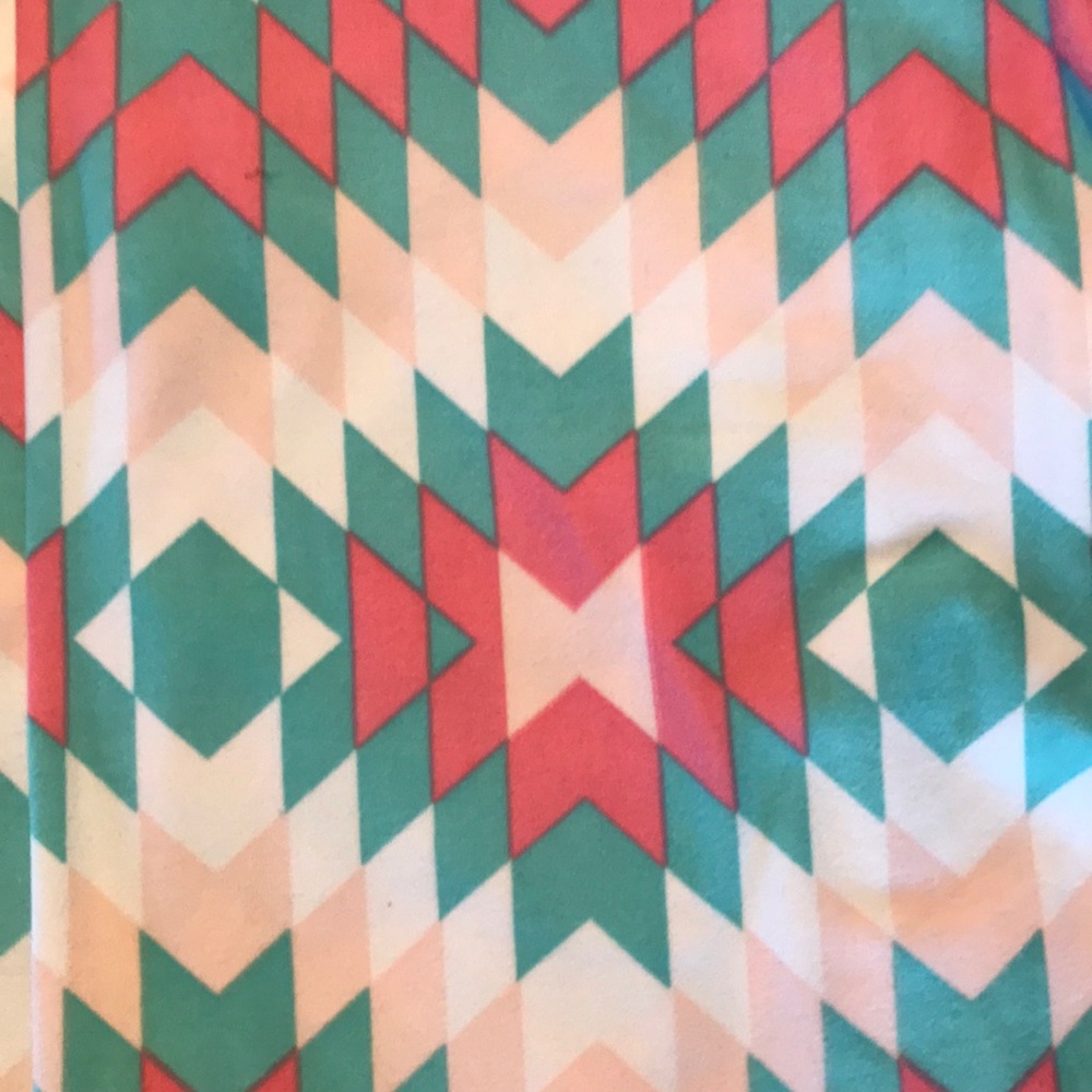 Lularoe leggings tall and curvy